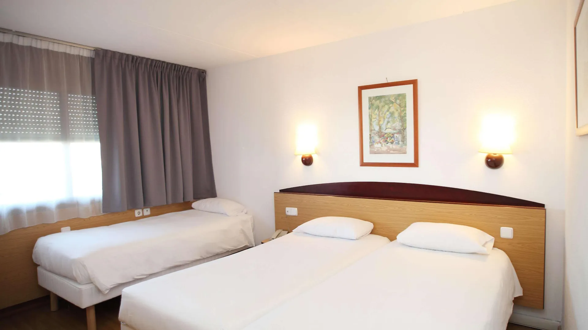 ברברה דה ואייס Travelodge Barcelona Del Valles 3*, ברברה דה ואייס ספרד
