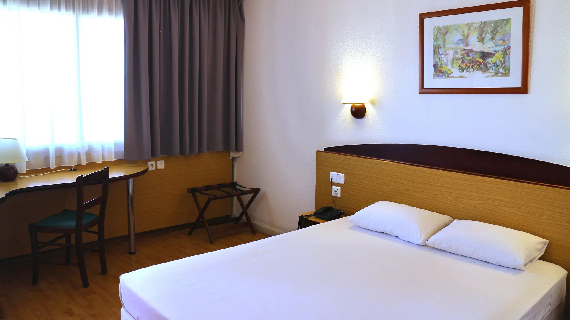 ברברה דה ואייס Travelodge Barcelona Del Valles מלון ברברה דה ואייס